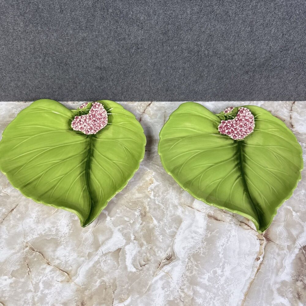 Temptations Figural Floral Hydrangea Salad Plates - SET OF 2 Green Pink